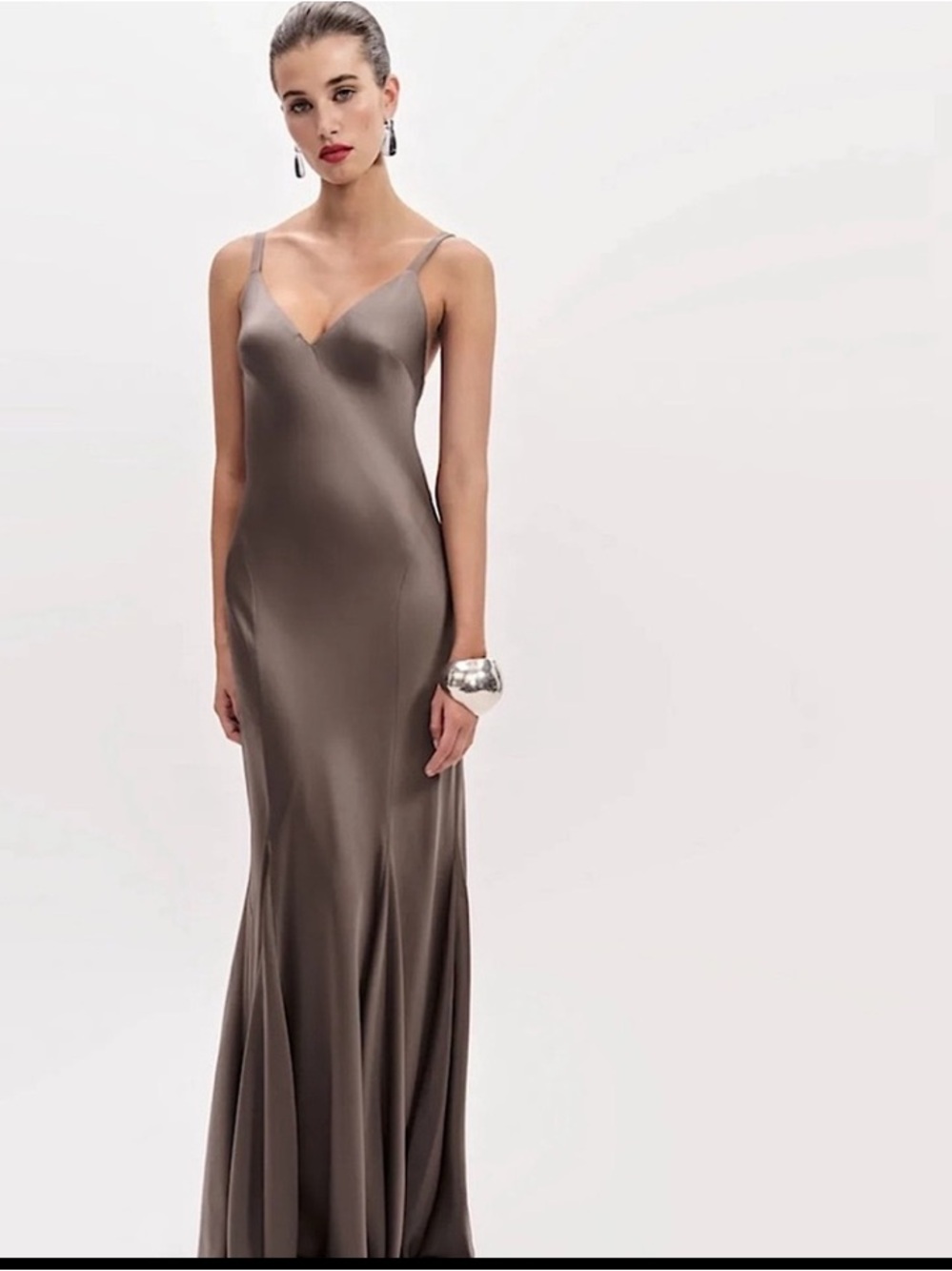 Reformation Tyler Gown in Magnetic